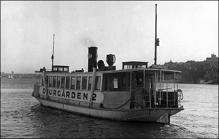 Djurgrden 2 vid Slussen, Stockholm 1953-12