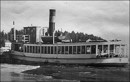 Oden vid Ekn� brygga, Furusund 1952/53