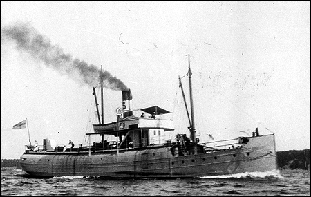 N�rve p� S�dra Vaxholmsfj�rden, Vaxholm 1927-07-10