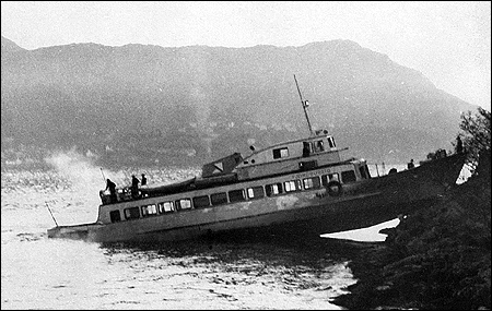 Fjordbussto grundsttt vid Frekhaug 1946-12-19