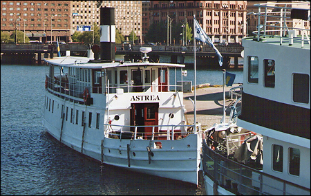 Astrea af Stockholm vid Riddarholmskajen, Stockholm 1997-05-28